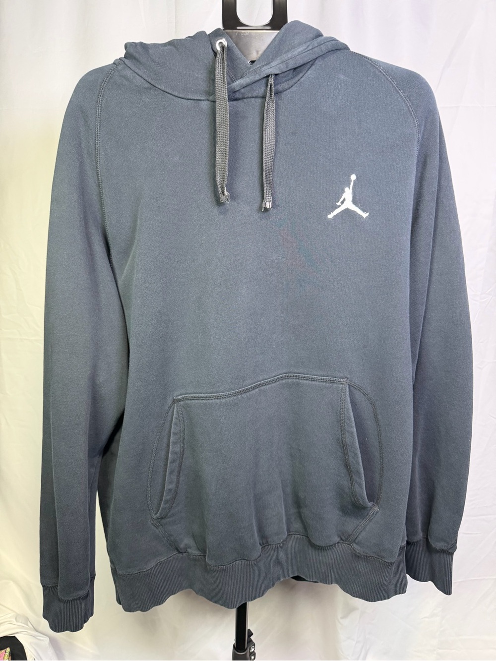 Jordan Men's Slate Gray Hoodie with White Jumpman